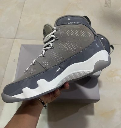 Air Jordan 9 Retro Cool Grey