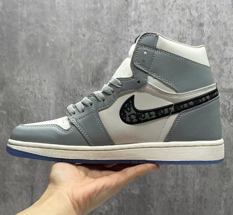 Air Jordan 1 Retro High Dior Shoes Sneakers