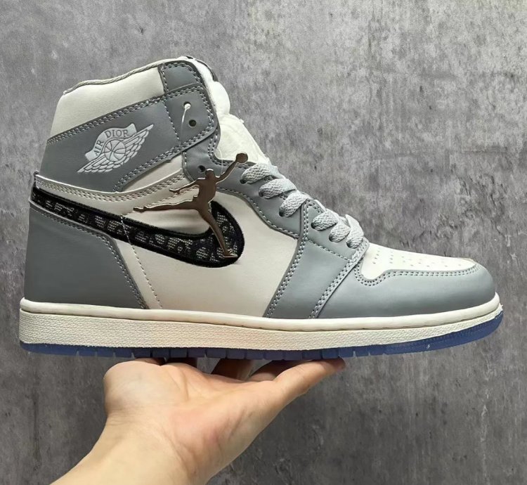 Air Jordan 1 Retro High Dior Shoes Sneakers