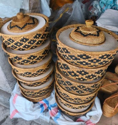 Handmade Round Ate Basket With Black Crocodile Pattern 3537 Cm Decorative Woven Storage Box