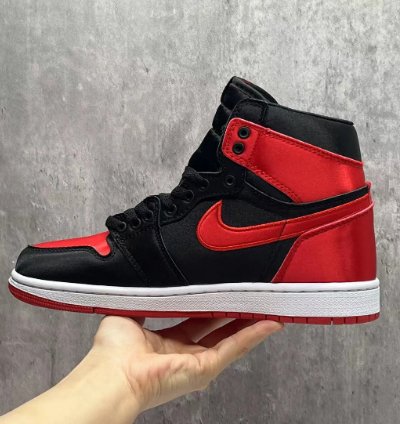 Air Jordan 1 Retro High Og Chicago Lost And Found Shoes Sneakers