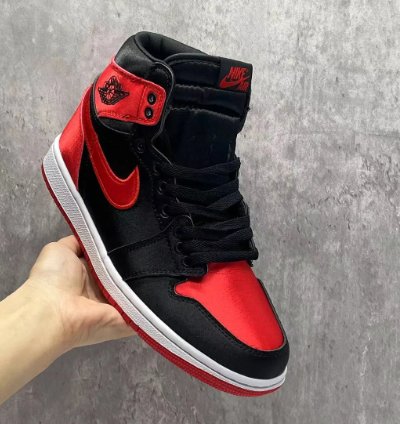 Air Jordan 1 Retro High Og Chicago Lost And Found Shoes Sneakers