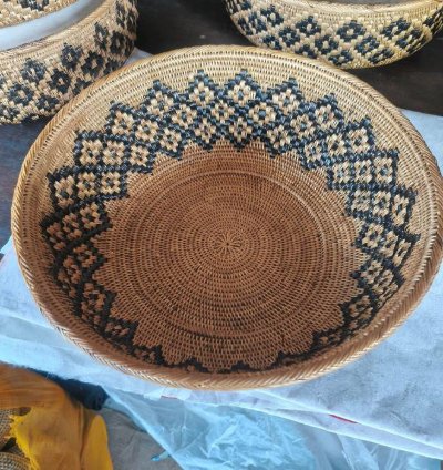 Handmade Ate Woven Basket Bowl Crocodile Poleng Motif Premium Natural Rattan Decor 39 Cm