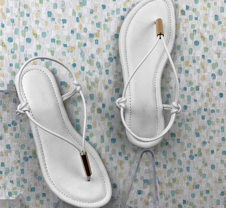 Minimalist White Thong Sandals Women Flat Slip On Sandals