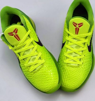 Zoom Kobe 6 Protro Grinch Sneaker