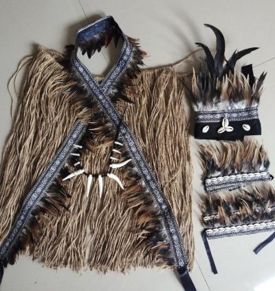 One Set Of Traditional Papuan Ethnic Clothing Accessories Dayak Clothes School Assignment P5 - 2pcs Model A Feet