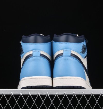 Nike Air Jordan Aj1 Obsidian Sneaker
