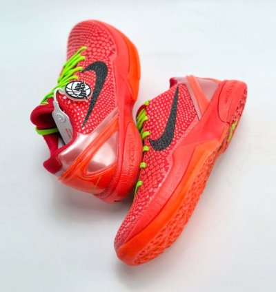 Nike Kobe 6 Protro Reverse Grinch Sneaker