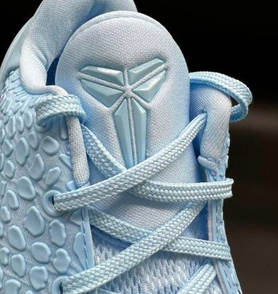 Nike Kobe 6 Protro Ice Grinch Sneakers