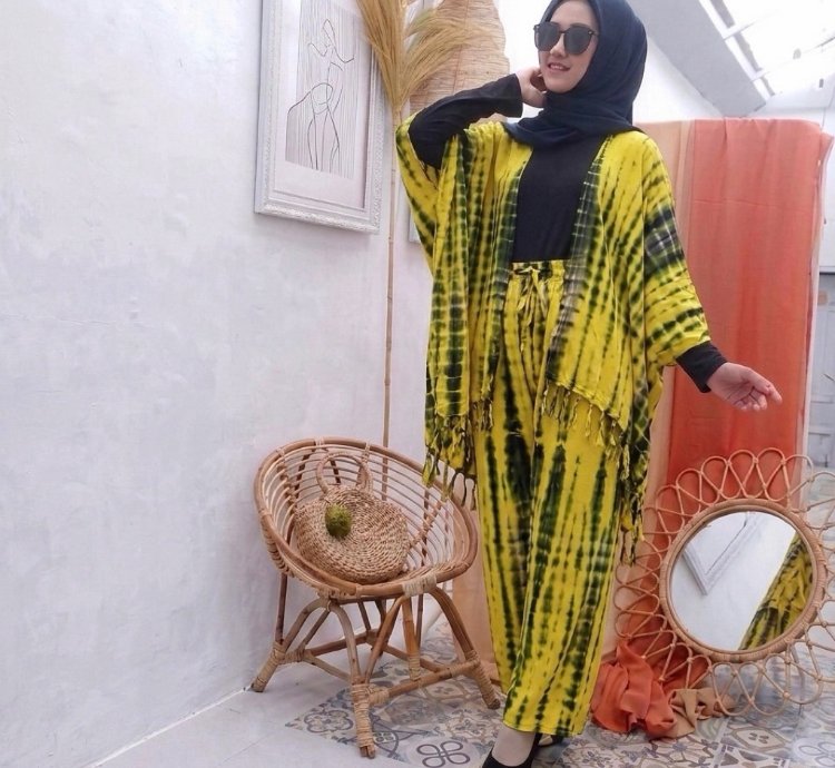 Oversized Kimono And Wide Leg Pants Set