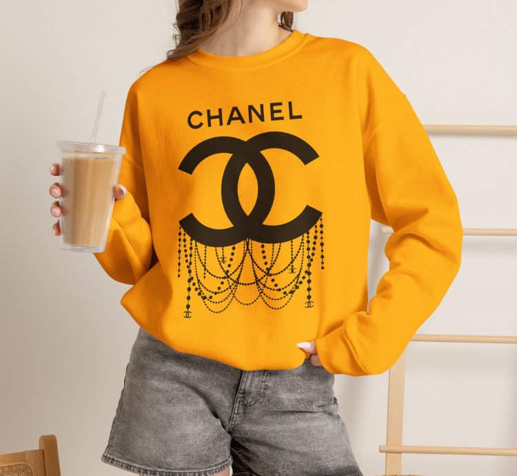 Chanel Logo Necklace Gold Sweatshirt - Size Usa