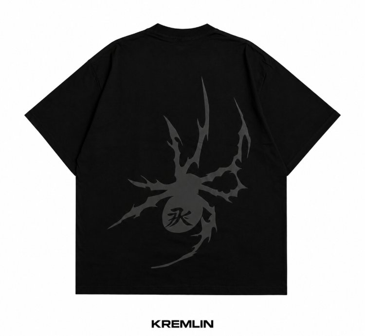 Kremlin Crawling - Oversized Relaxed Fit Black Puff