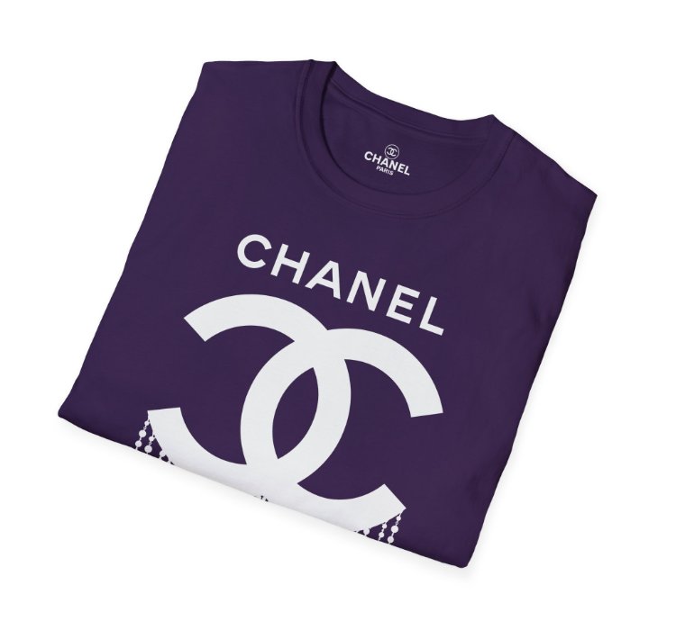 Chanel Logo Necklace Purple T-shirt - Size Usa