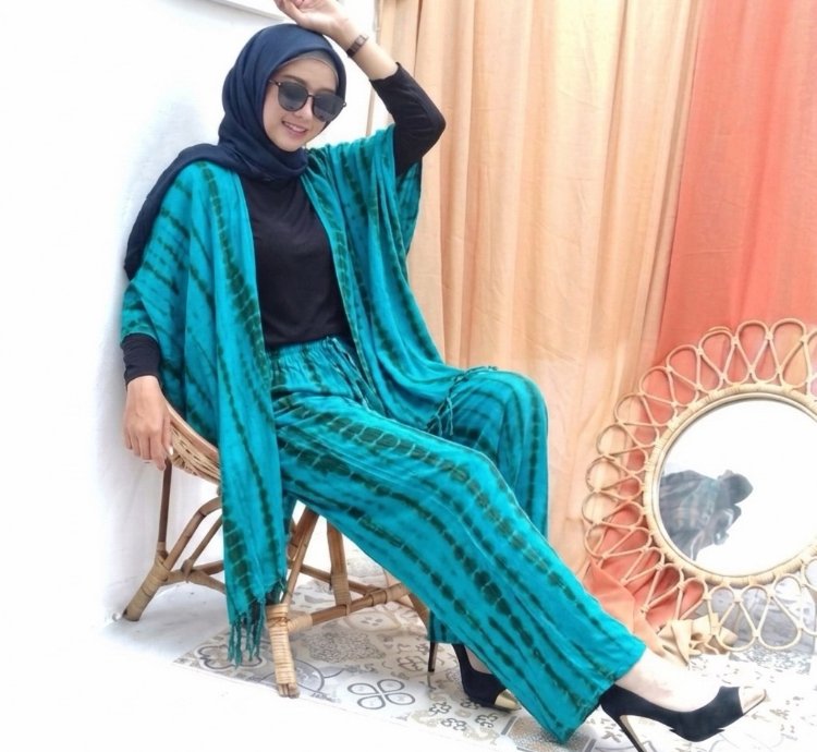 Lightweight Rayon Vacation Outfit