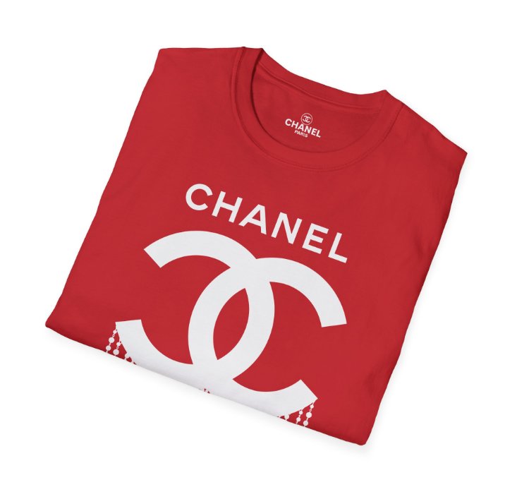 Chanel Logo Necklace Red T-shirt - Size Usa