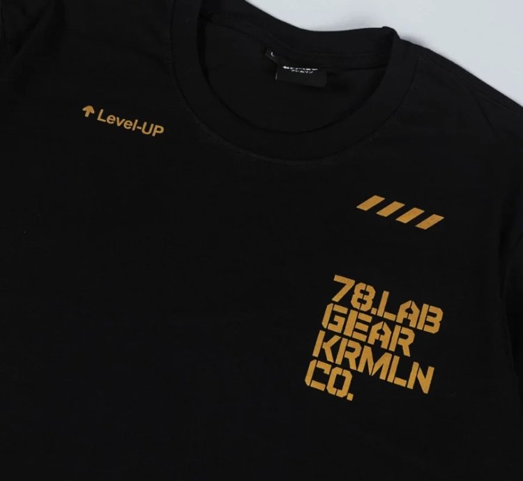 Kremlin Graphic T-shirt Black District
