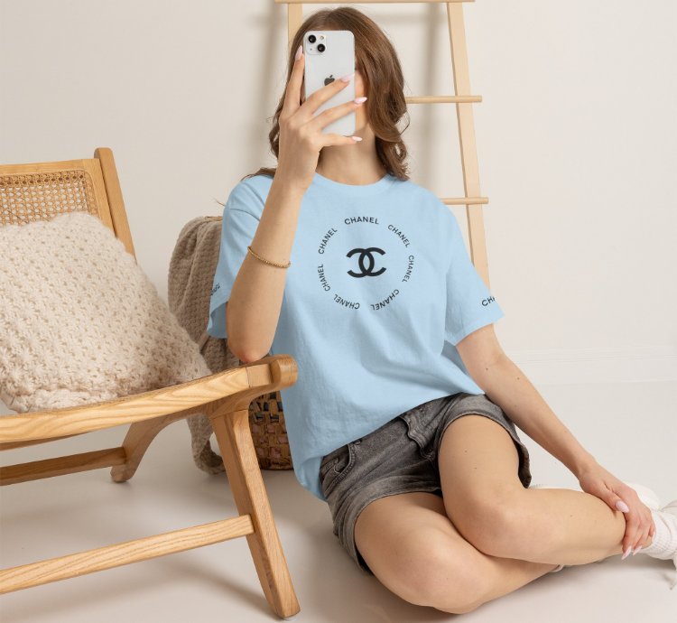 Chanel Logo Circle Light Blue T-shirt - Size Usa