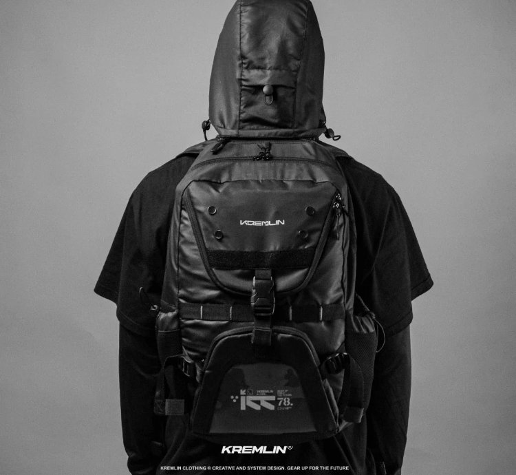 Kremlin External - Backpack Hood Black 30 L