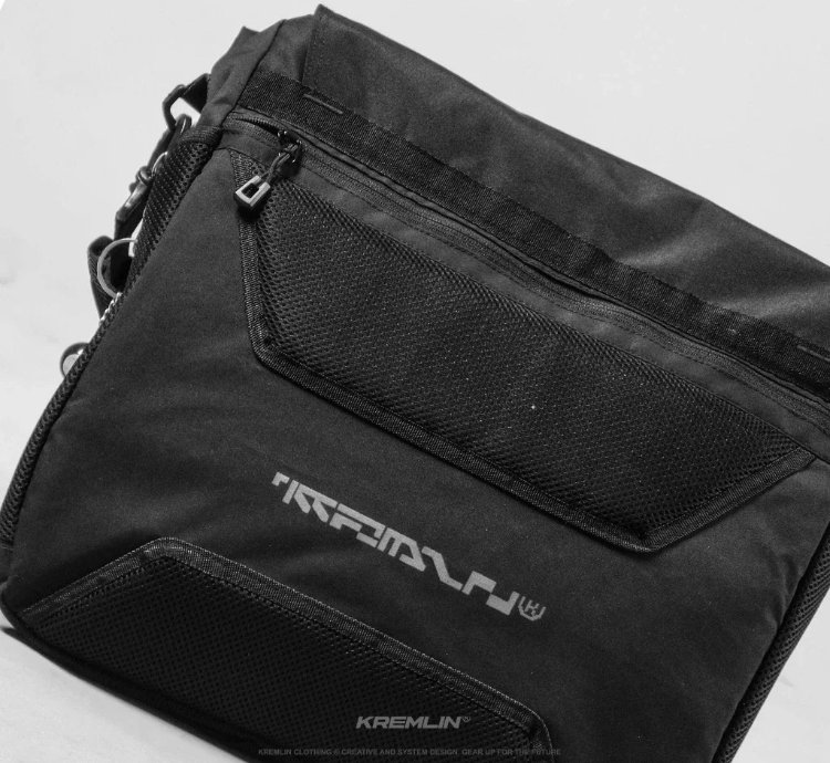 Kremlin Atom - Tactical Slingbag Black 23 L Black