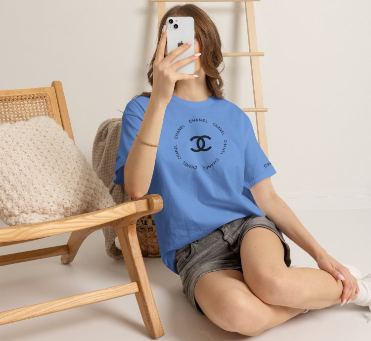 Chanel Logo Circle Carolina Blue T-shirt - Size Usa