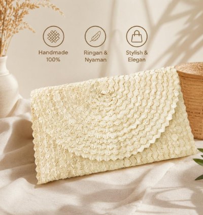 Handwoven Bali Pandan Clutch Bag Natural Woven Envelope Purse For Women Boho Summer Handbag In White