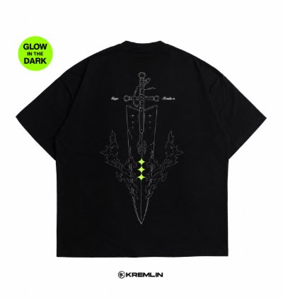 Kremlin Slayer - T-shirt Oversized Fit Black - Anime Xpremiental