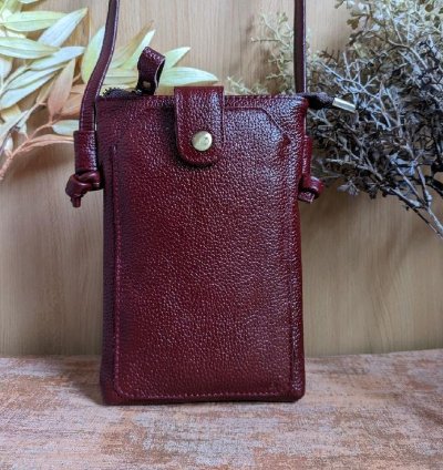 Womens Genuine Leather Phone Crossbody Bag Small Leather Cell Phone Purse Mini Shoulder Bag Everyday Travel Bag In Red