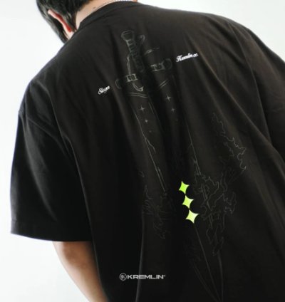 Kremlin Oversized Anime T-shirt - Slayer