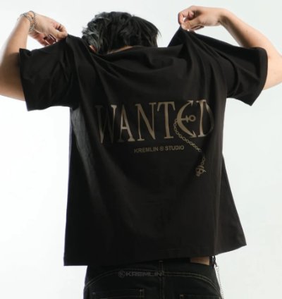 Kremlin Oversized Anime T-shirt - Wanted