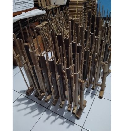 Black Bamboo Angklung With Rattan String 1 Octave 8 Notes